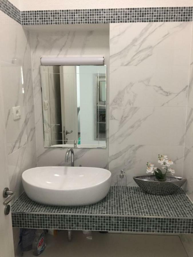 Nikola Apartament *