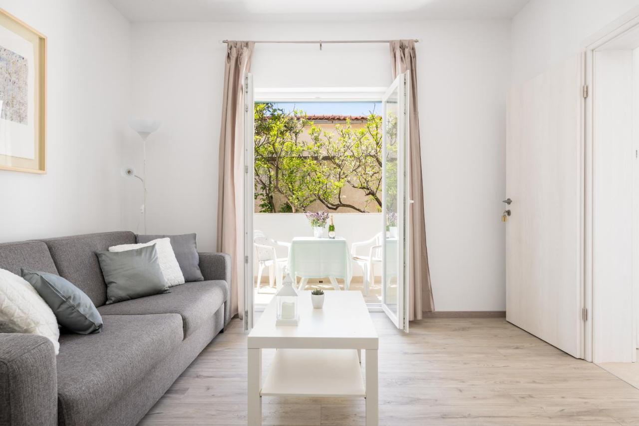 Nikola Apartament