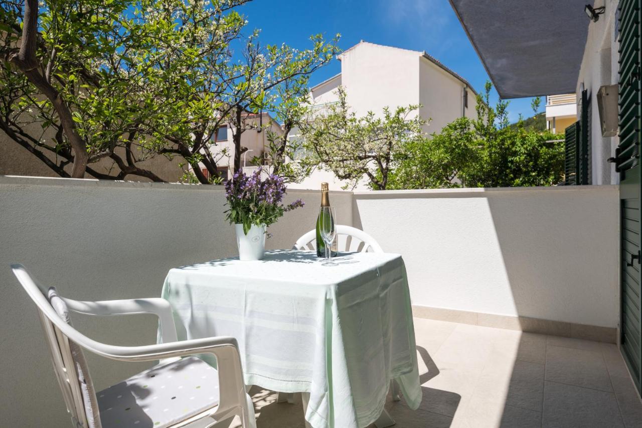 Apartament Nikola Baška Voda
